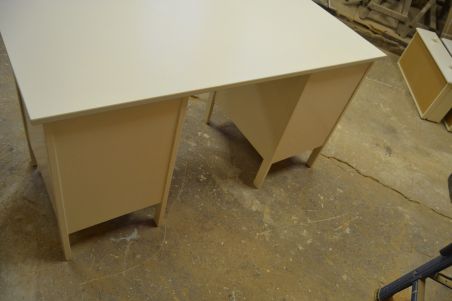 (L-761) Valge retro kirjutuslaud