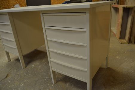 (L-761) Valge retro kirjutuslaud