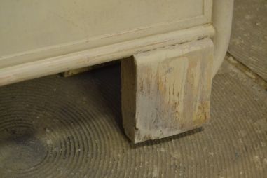 (L-762/2)  Vana voodiots