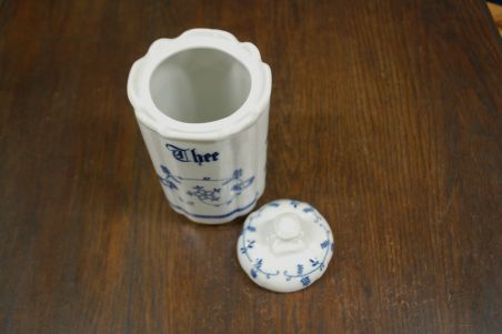 (n-7665) Õlelille mustriga suur toos "Tee"