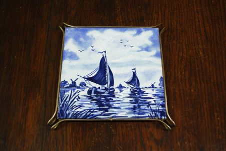 (n-7666) Mosa, purjekatega kuumaalus metallraamis