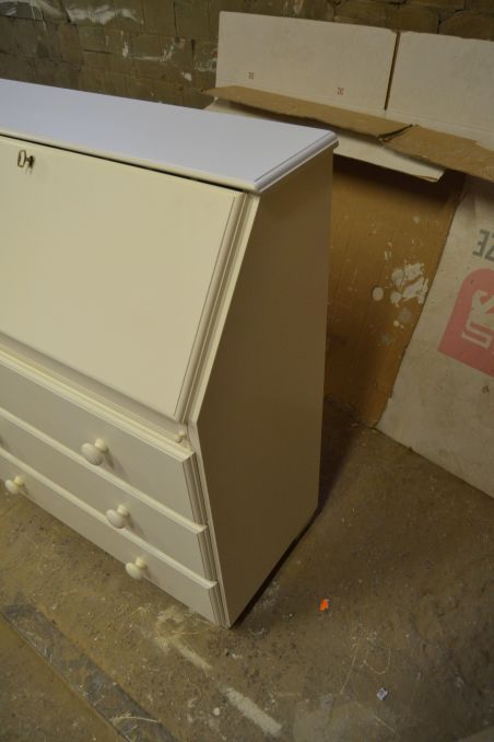 (L-763) Sekretär-kummut-kirjutuslaud