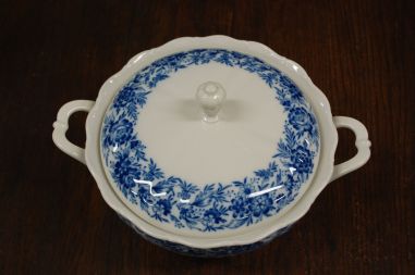 (n-7670/2) Bavaria Seltmann Weiden, Theresia Heimatland, tirin