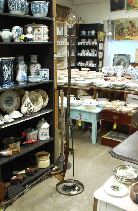 (6-950) Vanast püssist tehtud põrandalamp