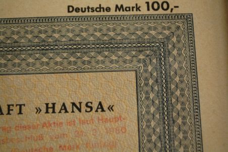 (n-7677) Saksa Aurulaevakompanii "Hansa" aktsia nr.107797, raamis.