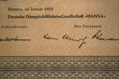 (n-7677) Saksa Aurulaevakompanii "Hansa" aktsia nr.107797, raamis.