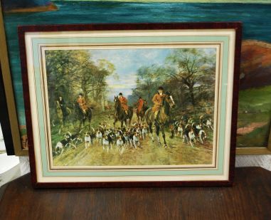 (n-7679) Raamitud jahiteemaline pilt