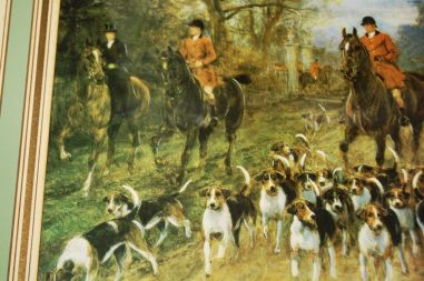 (n-7679) Raamitud jahiteemaline pilt