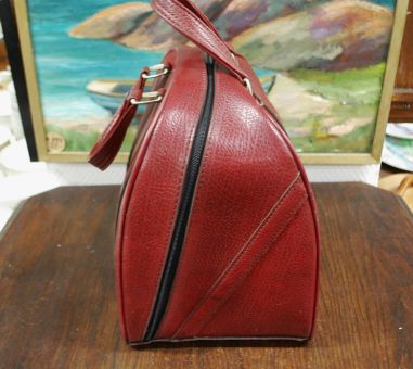 (n-2500) Columbia 300, vana punane bowlingukuul nr 2P65871 kotis