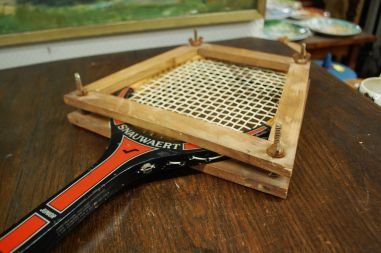 (n-7013) Snauwaert, vana pressraamis tennisereket (junior)