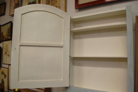 (L-773) Suur peegliga seinakapp