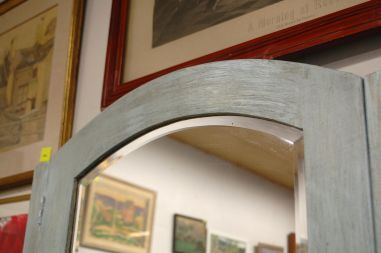 (L-773) Suur peegliga seinakapp