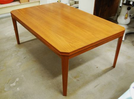 (L-775) Suur tiik diivanilaud