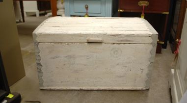 (L-780) Vana valge kirst- panipaik