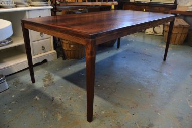 (L-783) Roosipuu spooniga diivanilaud, Ulferts HJO, Sweden