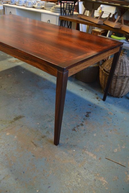 (L-783) Roosipuu spooniga diivanilaud, Ulferts HJO, Sweden