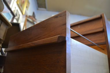 (L-784) Sahtlitega tiigispooniga retro kapp, kartoteegi kapp