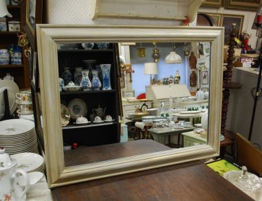 (L-790) Suurem raamitud seinapeegel