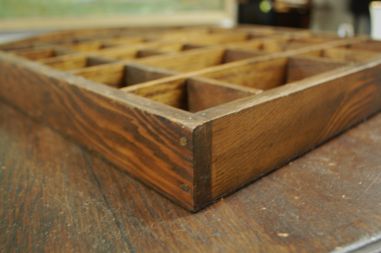 (L-798) Kollektsionääri riiul