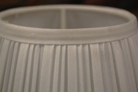 (n-7672) Laura Ashley, lilleline laualamp