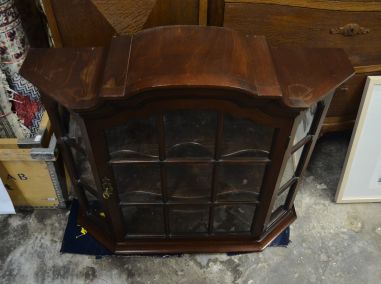 (L-800) Suurem seinakapp