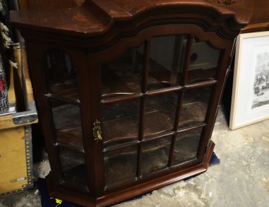 (L-800) Suurem seinakapp