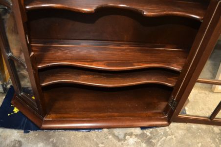 (L-800) Suurem seinakapp