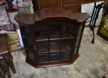 (L-800) Suurem seinakapp