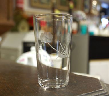 (L-804) Lillemustriga lõigatud klaasid, 10tk