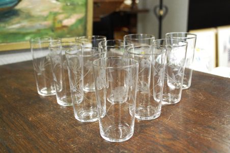 (L-804) Lillemustriga lõigatud klaasid, 10tk