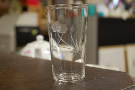 (L-804) Lillemustriga lõigatud klaasid, 10tk