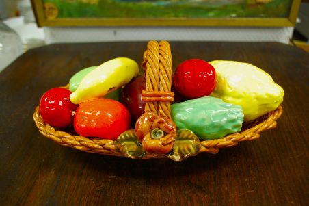 (n-7704) Keraamiline puuviljakorv