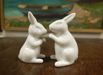 (n-7708) TCM, portselanist jänesed, 2tk 2