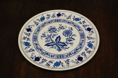 (n-7715) Ingres Weiss Form Marienbad, sibulamustriga suur ümar tordivaagen