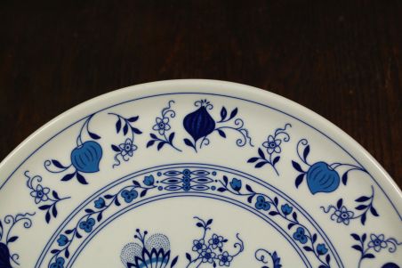 (n-7715) Ingres Weiss Form Marienbad, sibulamustriga suur ümar tordivaagen