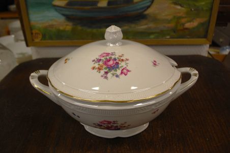 (n-7720/1) Chodziež, suurem lilleine tirin