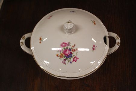 (n-7720/1) Chodziež, suurem lilleine tirin