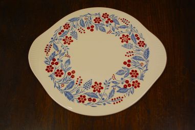 (n-7725) Madal lilleline koogivaagen