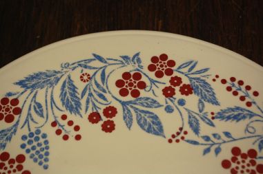 (n-7725) Madal lilleline koogivaagen