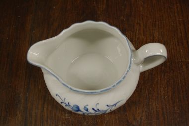 (n-7729/1) TCM Porzellan, kastmenõu