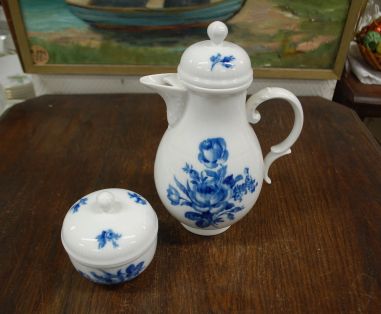 (n-7737/5) Villeroy & Boch Heinrich Lauenstein, kohvikann ja suhkrutoos, komplekt