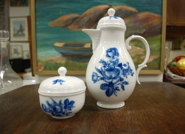 (n-7737/5) Villeroy & Boch Heinrich Lauenstein, kohvikann ja suhkrutoos, komplekt