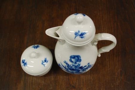 (n-7737/5) Villeroy & Boch Heinrich Lauenstein, kohvikann ja suhkrutoos, komplekt