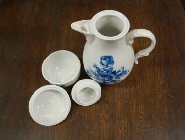 (n-7737/5) Villeroy & Boch Heinrich Lauenstein, kohvikann ja suhkrutoos, komplekt