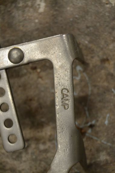 (n-7744/2) Cassin mägironimise kassid