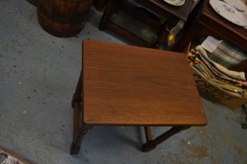 (n-7767) Väiksem lauake 2