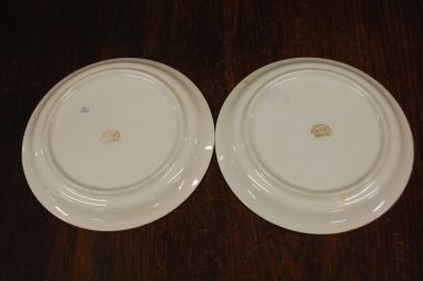 (n-7775) Ditmar Urbach, vaarikatega taldrikud, 2tk