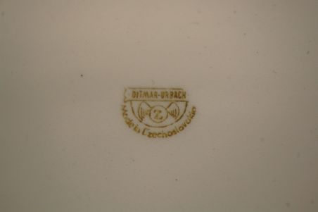 (n-7775) Ditmar Urbach, vaarikatega taldrikud, 2tk