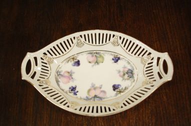 (n-7776) Bavaria Schumann Arzberg, pitsilise servaga puuviljadega kausid, 3tk komplektis