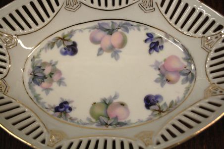 (n-7776) Bavaria Schumann Arzberg, pitsilise servaga puuviljadega kausid, 3tk komplektis